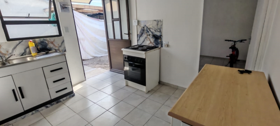 1 Bedroom Property for Sale in Electric City Western Cape